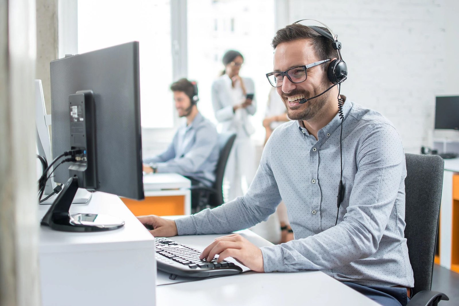 You are currently viewing Maximizing Sales with Outbound Call Centers